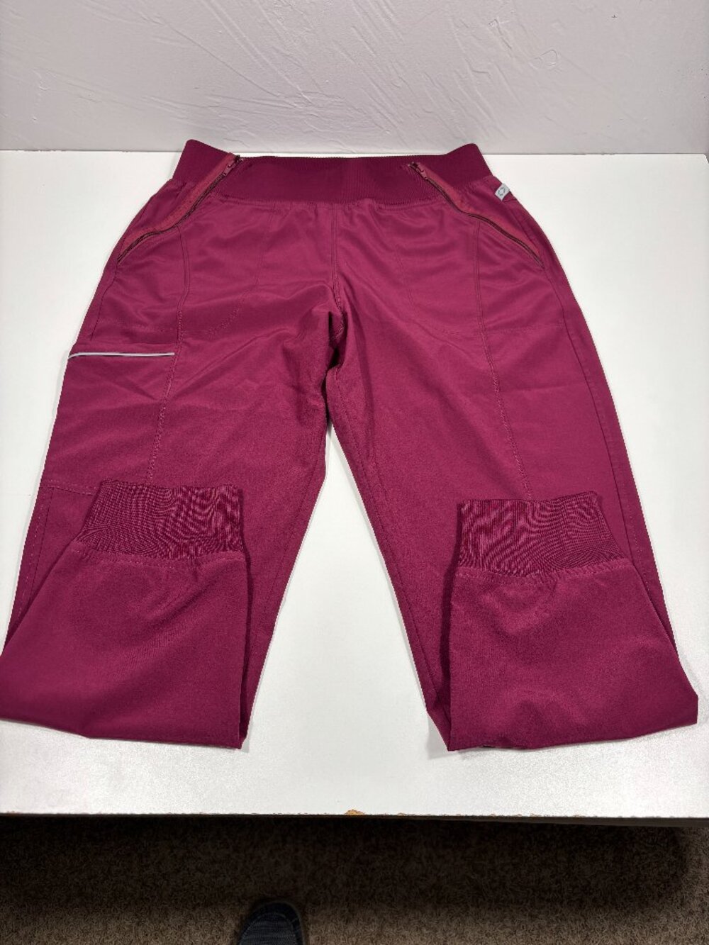 Cherokee Infinity Womens  CK110AP Red Waist Jogger Scrub Size Peite